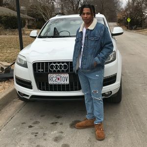 Meet your Posher, Damien